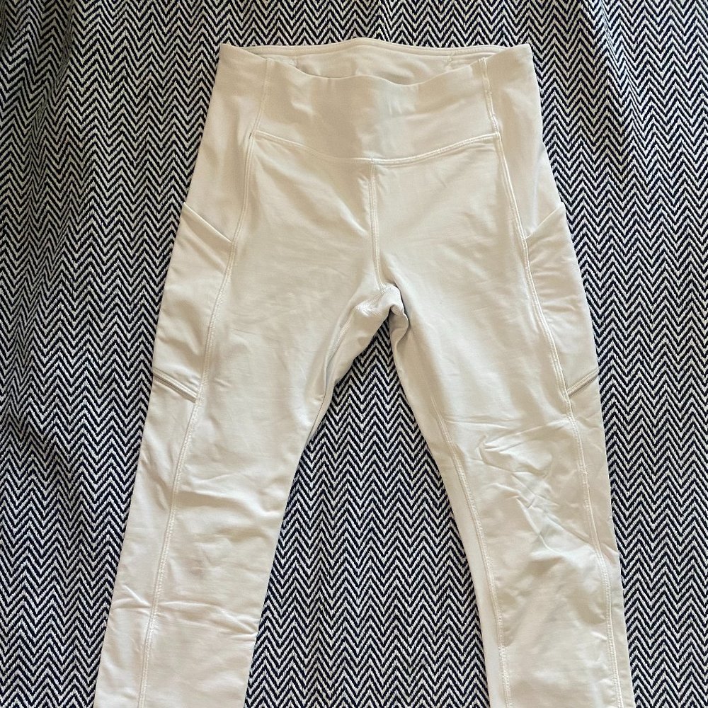 LULULEMON SPEED UP CROPS